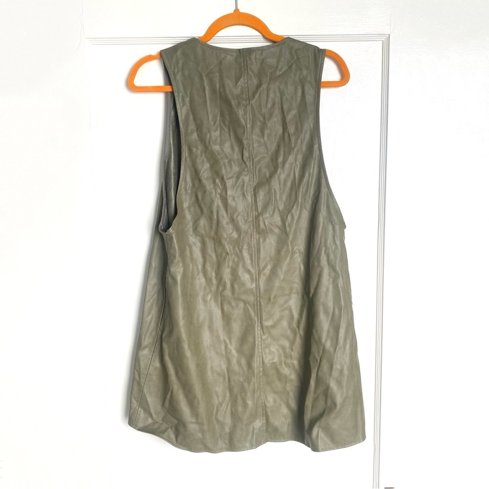 ZARA Faux Leather Pinafore Dress Green with Gold Buttons Size Medium - Picture 6 of 10